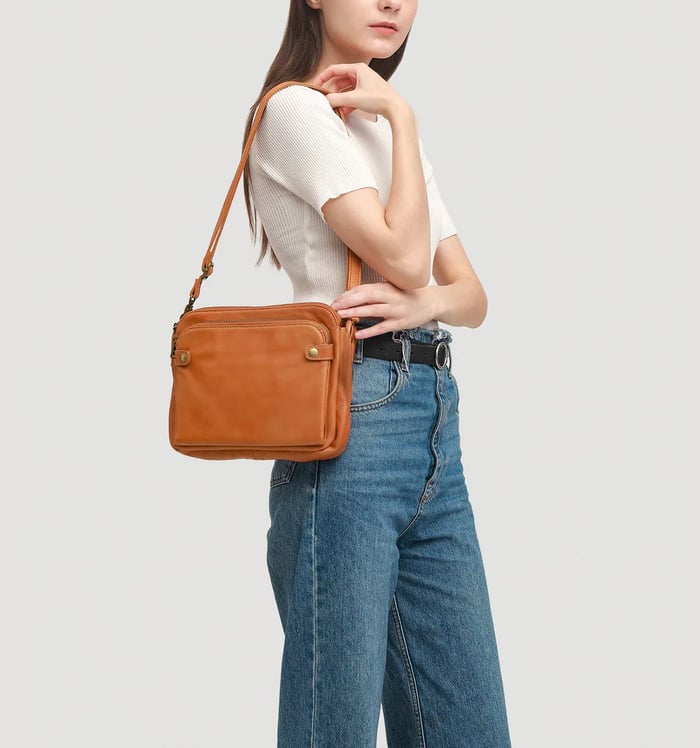 Bridget Travel Leather Bag