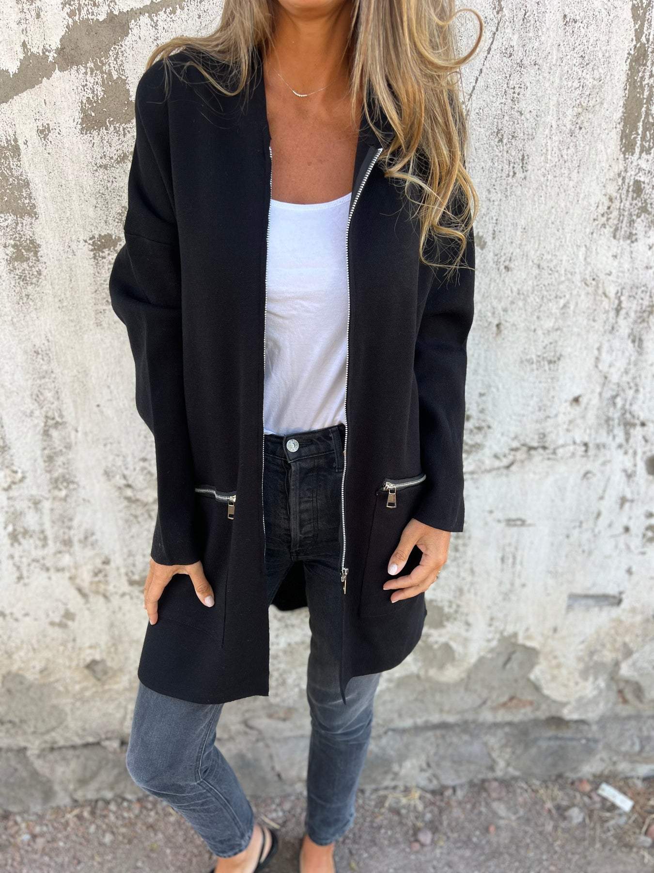 Bella - Zip-Up Cardigan